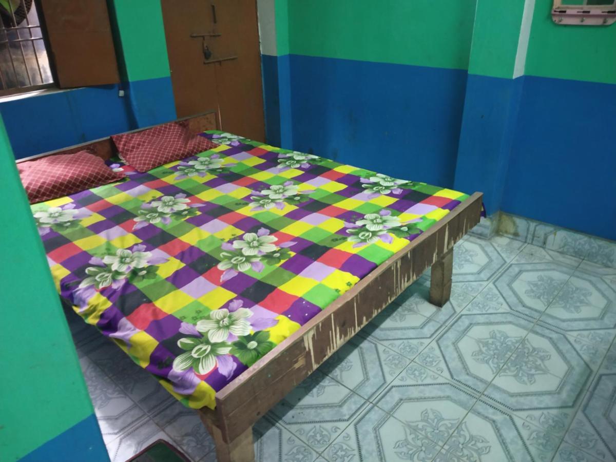 Hotel Yatri Niwas Varanasi Eksteriør bilde