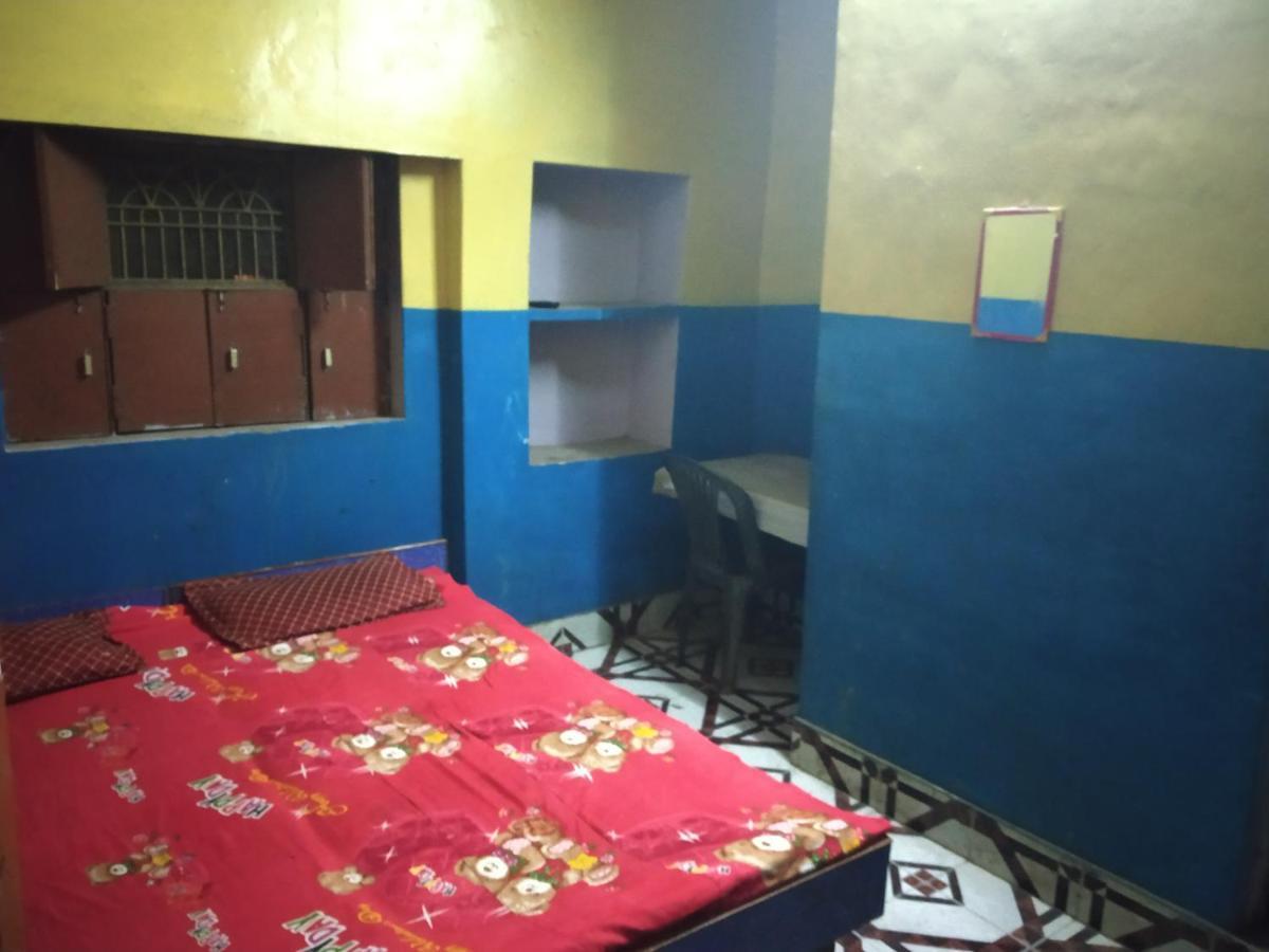 Hotel Yatri Niwas Varanasi Eksteriør bilde